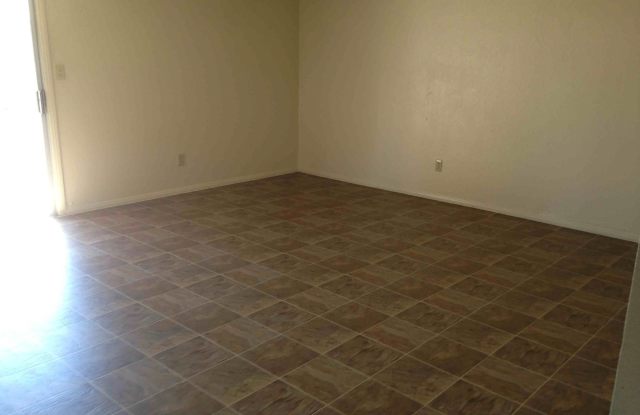 2263 E GARNET Avenue Gallery 4