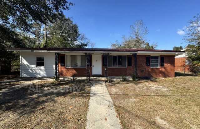 446 SW Theresa Ct, photos photos