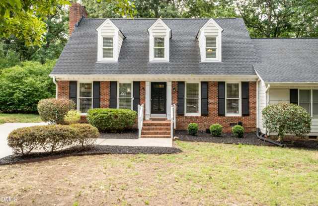 2621 Sawmill Road photos photos