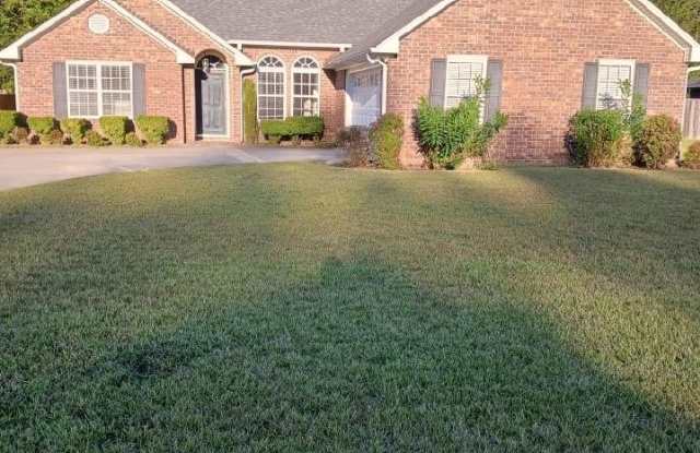 2105 Hobbit Way photos photos