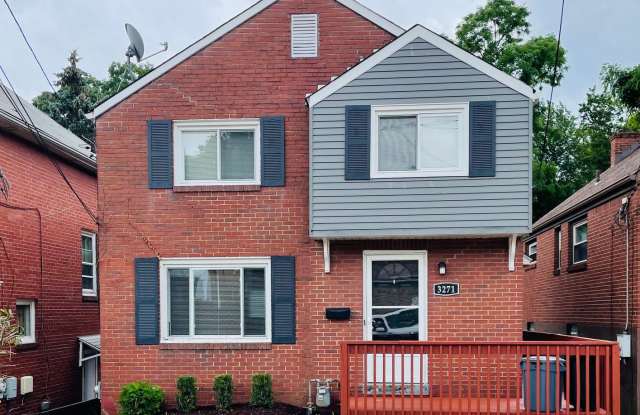 Comfortable 3-Bedroom Home with Private Backyard in Pittsburgh! photos photos