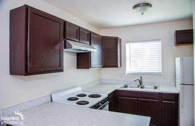 852 North Sagman Street - 852 North Sagman Street, Las Vegas, NV 89101