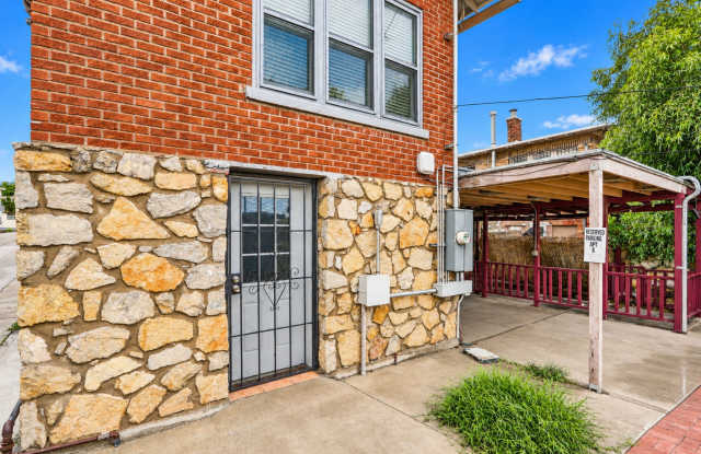 4410 Trowbridge Drive - Unit B Gallery 1