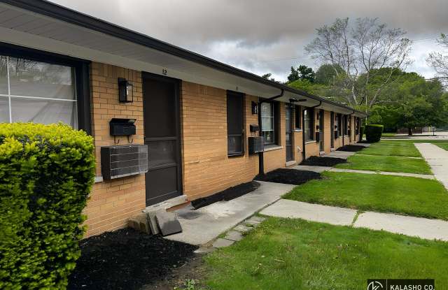 LONDON FALLS, LLC - MT CLEMENS - APARTMENTS photos photos