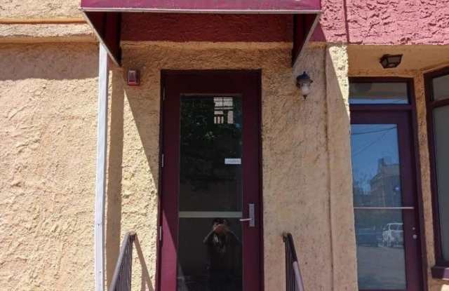 571 Bloomfield Ave photos photos