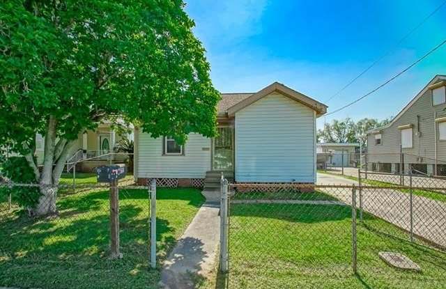 564 VICTORY Drive photos photos