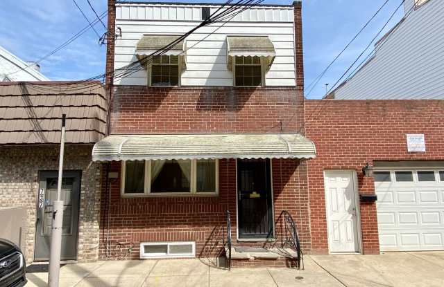 Stunning 2-Bedroom Townhouse in South Philadelphia Available August 1st! photos photos
