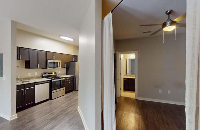 Studio Apartment With Amenities in Melrose Heights! photos photos