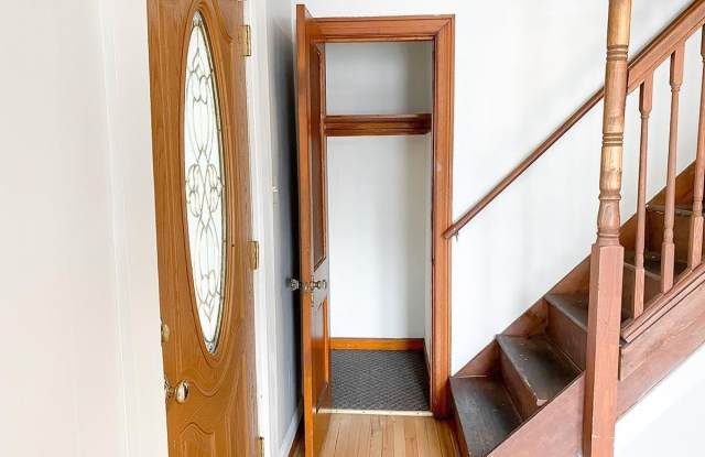 108 E Cottage Grove Avenue Gallery 4