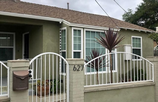 627 E Central Ave - 627 East Central Avenue, Santa Ana, CA 92707