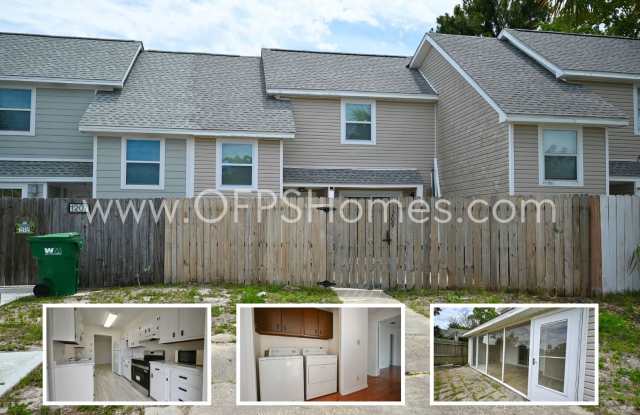 2/2.5 AVAILABLE IN DESTIN!! Split Floorplan! photos photos