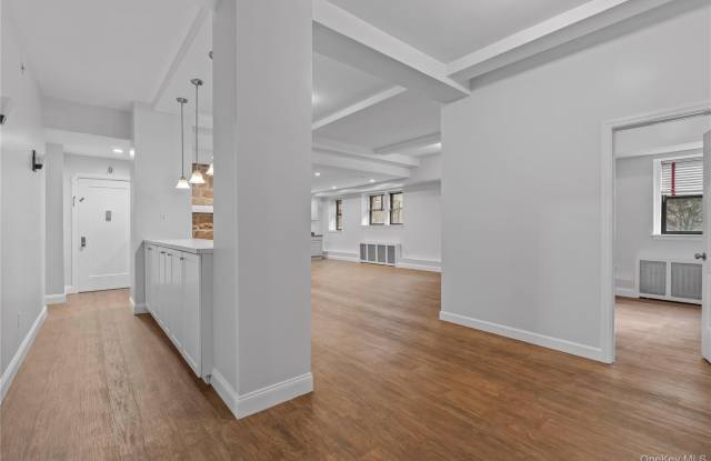 232 Martine Avenue Gallery 2