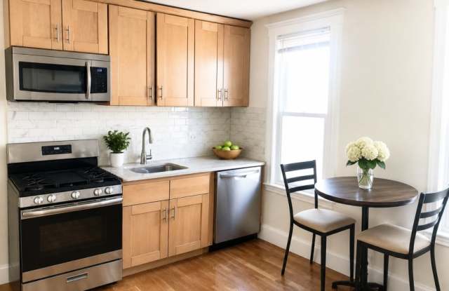 114-116 Thornton St. photos photos