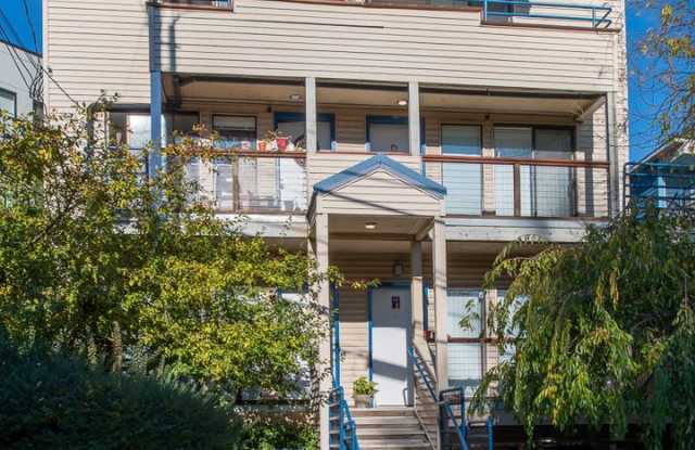 Great location in the vibrant Capitol Hill neighborhood! photos photos