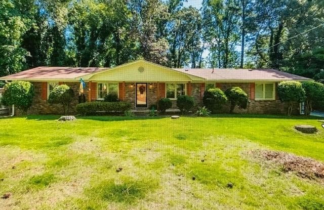 422 White Oak Drive - 422 White Oak Drive, Cobb County, GA 30060