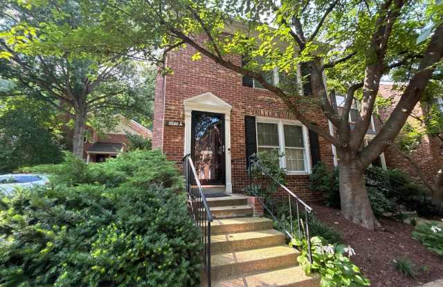 2520 S WALTER REED DRIVE photos photos