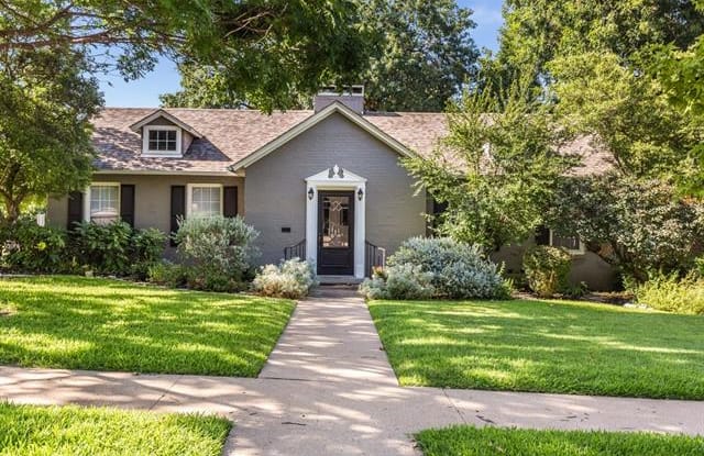 4201 Pershing Avenue - 4201 Pershing Avenue, Fort Worth, TX 76107