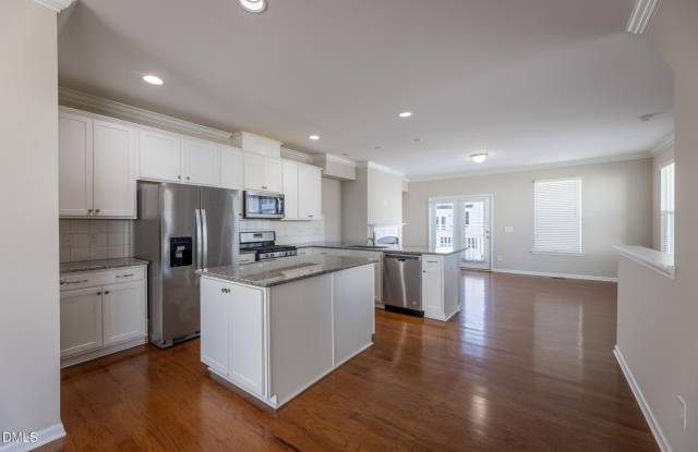 1035 Diamond Dove Lane Gallery 4