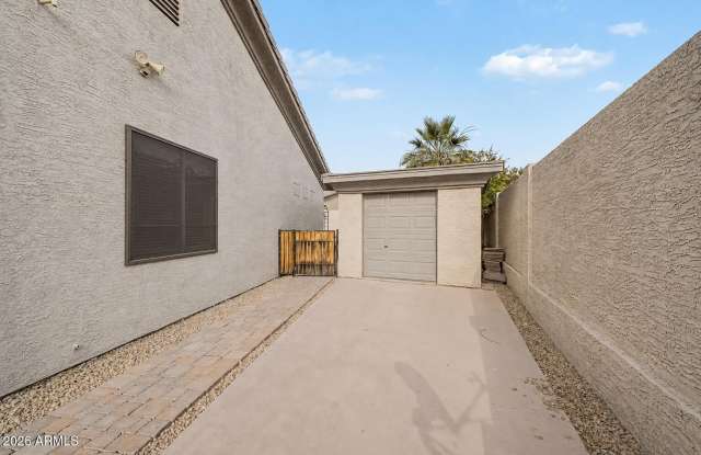 11477 S COOLWATER Drive Gallery 4