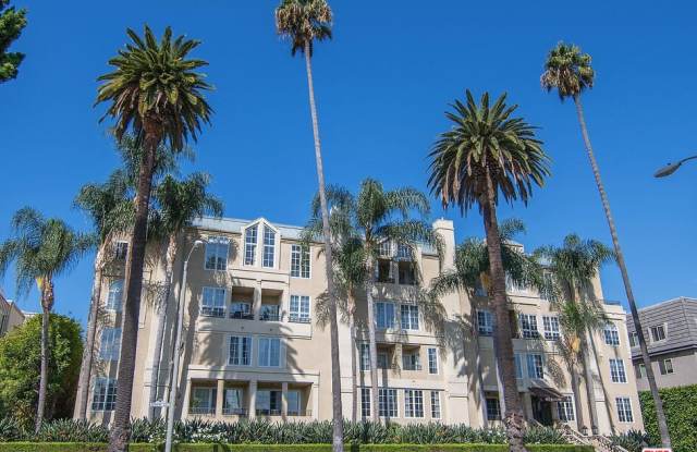433 N Doheny Dr - 433 North Doheny Drive, Beverly Hills, CA 90210