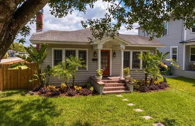 Charming 3/2 Bungalow in Seminole Heights photos photos