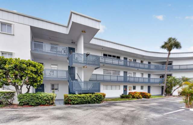 200 Waterway Drive S Gallery 3