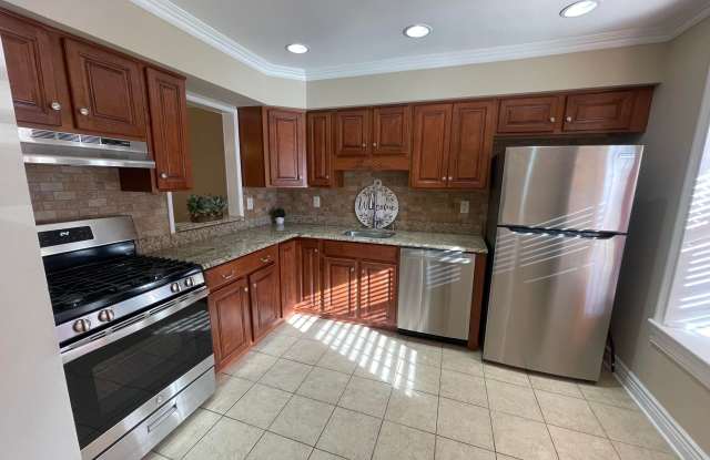 173 Edinburgh Court - 173 Edinburgh Court, Monmouth County, NJ 07747 173 Edinburgh Court - 173 Edinburgh Court, Monmouth County, NJ 07747