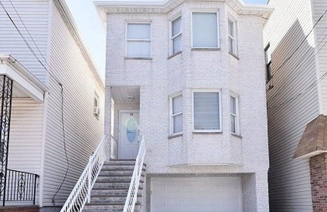 14 West 10th Street - 14 East 10th Street, Bayonne, NJ 07002