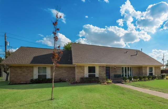 10137 Fieldfare Court Gallery 3