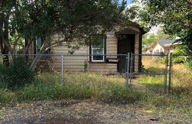 2133 Fort Wayne St - 2133 Fort Wayne Street, South Oroville, CA 95966