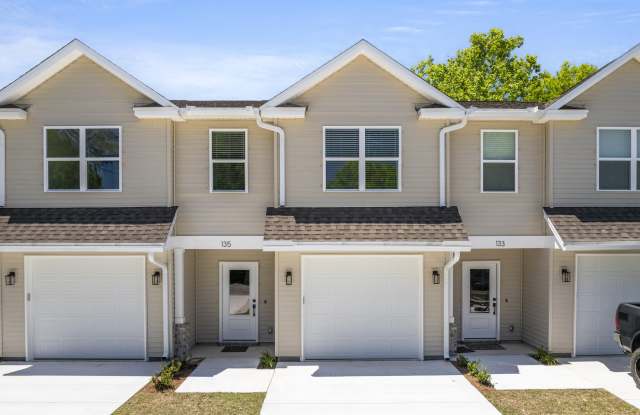 135 Bayou View Drive - 135 Bayou View Drive, Wright, FL 32547