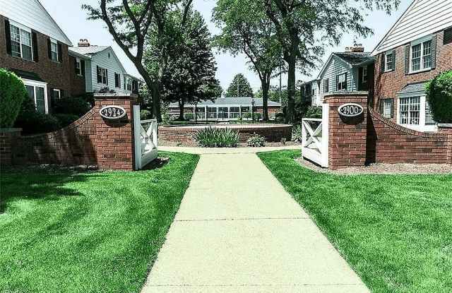 2900 Pease Drive photos photos