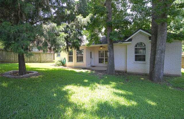 3802 Northshore Drive Gallery 2