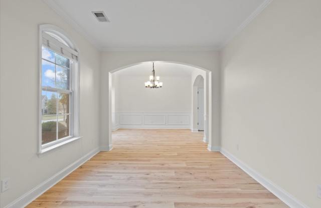 12123 Brooks River Drive Gallery 4