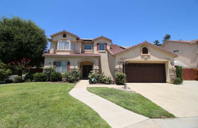Cute Two-Story Home With Pool & RV Parking photos photos Cute Two-Story Home With Pool & RV Parking photos photos