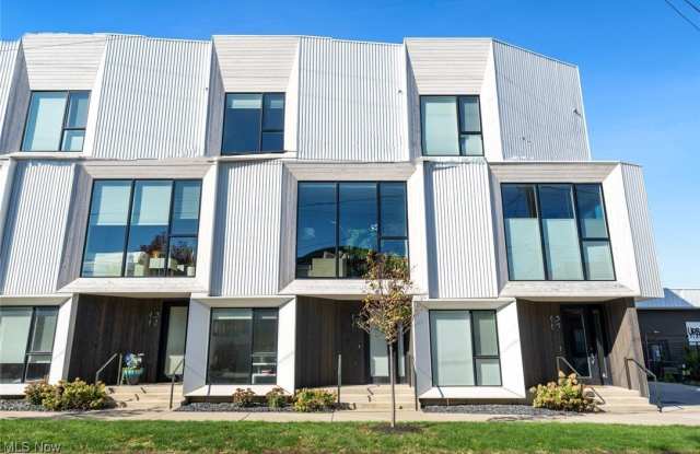 1316 W 58th Street photos photos