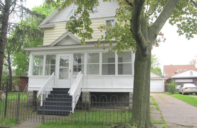 831 Franklin Street  apt. # 2 - 831 Franklin Street, Kalamazoo, MI 49001