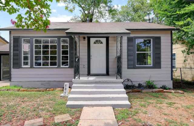 505 Wright Ave photos photos
