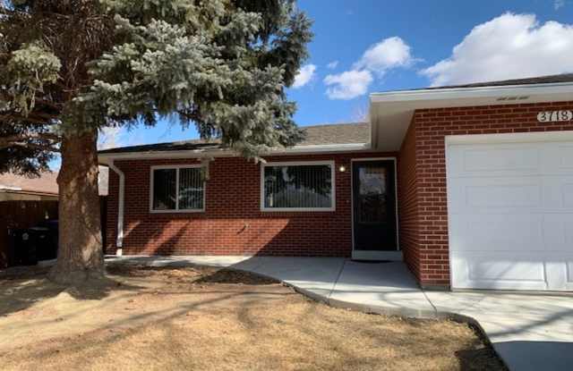 Quiet and Well-maintained Duplex for Rent in Longmont photos photos