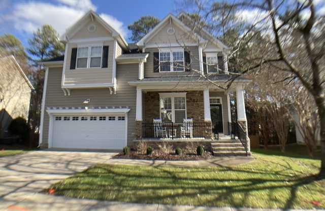 Meticulously maintained 3 bed, fenced yard near Streets of Southpoint! photos photos