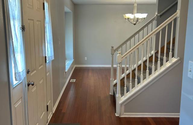 4 Bedroom Single Family Home Gallery 4