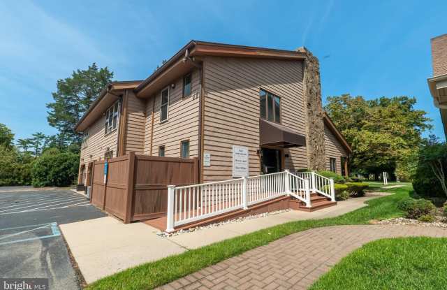 1117 E LANDIS Avenue unit: C photos photos