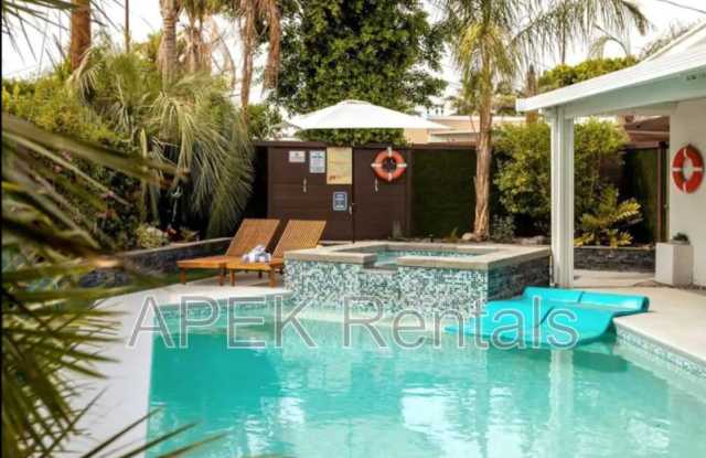 547 N Sunrise Way photos photos