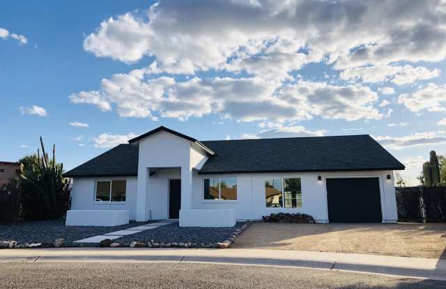 6014 S 45TH Place - 6014 South 45th Place, Phoenix, AZ 85042