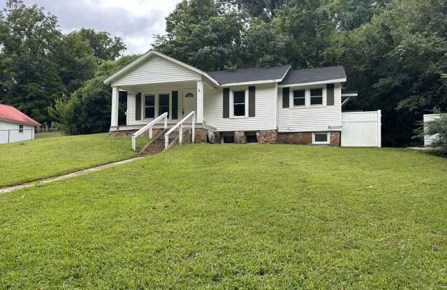 Newly Renovated Home For Rent! Perfect Chattanooga Location, It's A Must See!!!!! photos photos