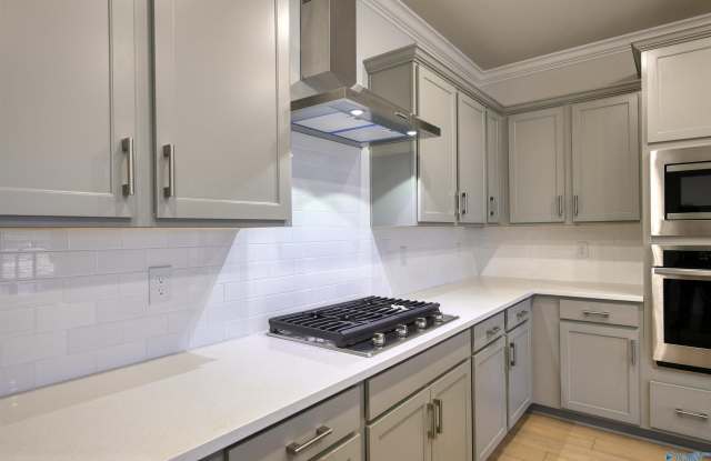 22895 Ansley Drive Gallery 4