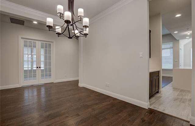 8613 Pine Valley Drive Gallery 4