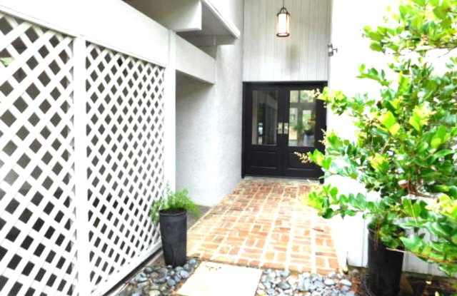 Spacious 2 Bedroom Home Located In Sea Pines photos photos