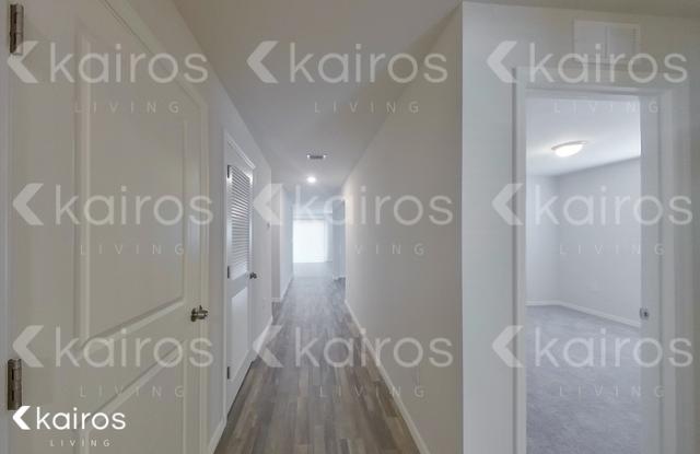 816 Franklin Court Gallery 2
