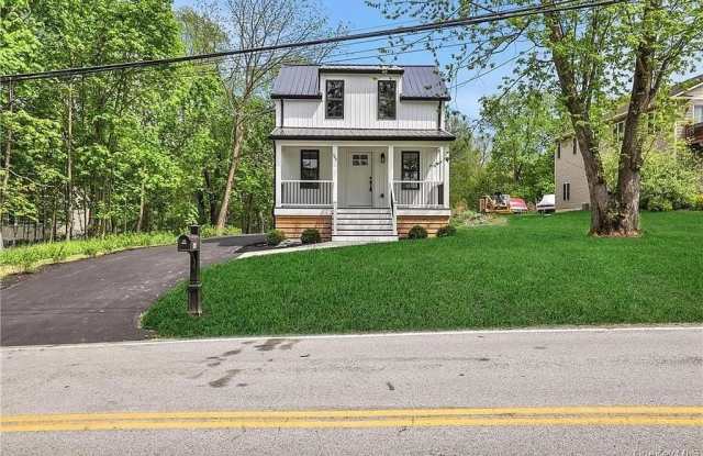 386 Lakeside Road photos photos